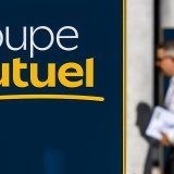 Le Groupe Mutuel envisage de quitter Curafutura pour qu'une seule, et plus deux faîtières, chapeaute la branche des assureurs (image prétexte). KEYSTONE/JEAN-CHRISTOPHE BOTT